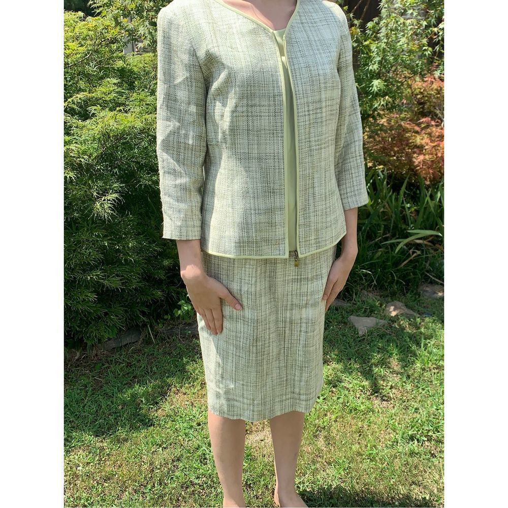 Vintage 3 piece Silk Skirt Set! Beautiful Green 100% Silk Tweed Flawless classic